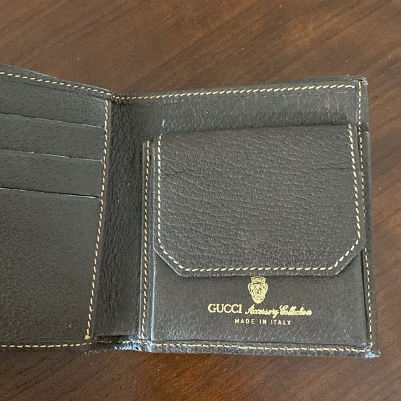 Gucci Wallet - Picture 3 of 15